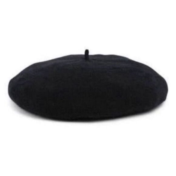 V. Fraas Plaid Scarf and Black Beret Set - Picture 6 of 11